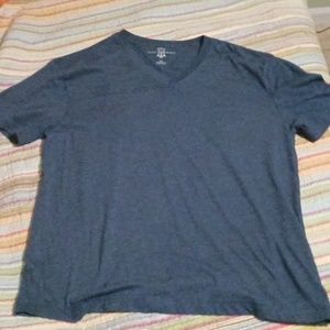 Tommy Hilfiger V-Neck Large